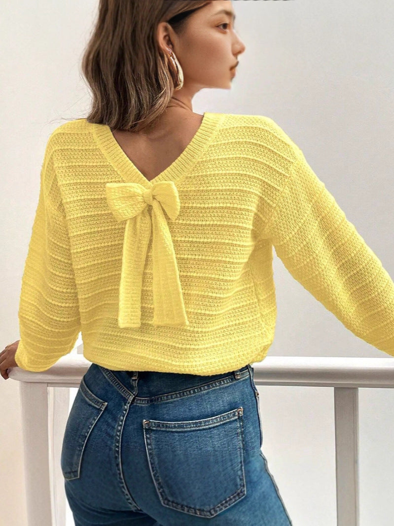 Round Neck Back Bow Design All-match Sweater