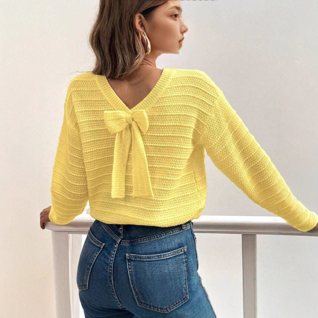 Round Neck Back Bow Design All-match Sweater
