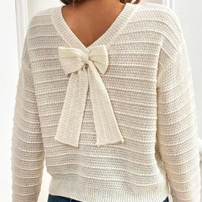 Round Neck Back Bow Design All-match Sweater